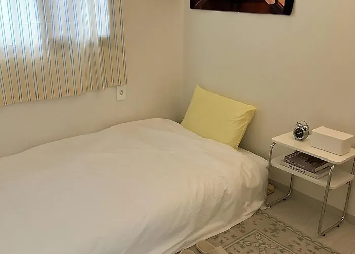 Sunny House Cheonho Апартаменты *